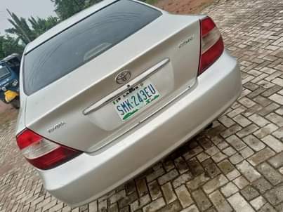 A picture of Toyota Camry 04