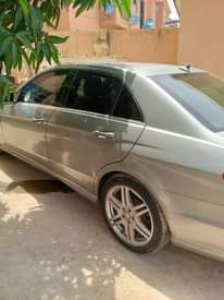 A picture of Mercedes Benz E350 2010 model