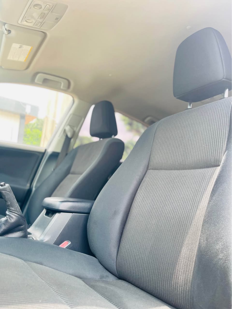 A picture of 2015 TOYOTA RAV4 LE AWD FAIRLY USED SUPER CLEAN KEY