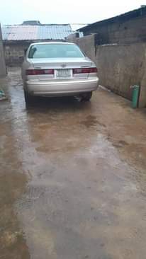 A picture of Toyota Camry 1999