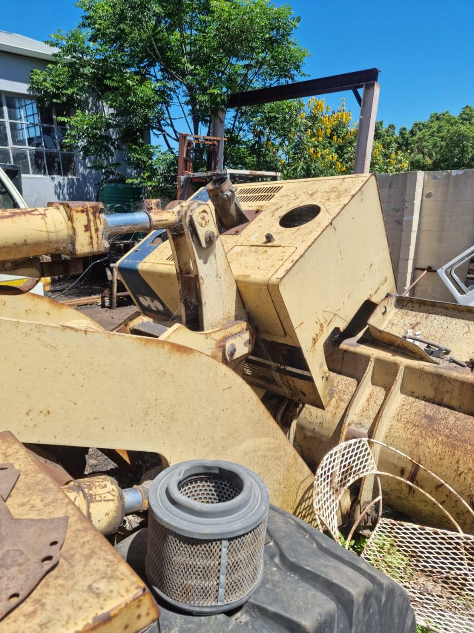 komatsu excavators