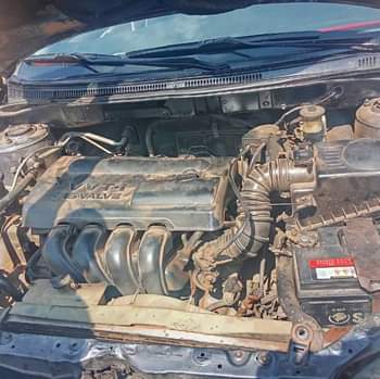 A picture of 2004 Toyota 2004 Sedan