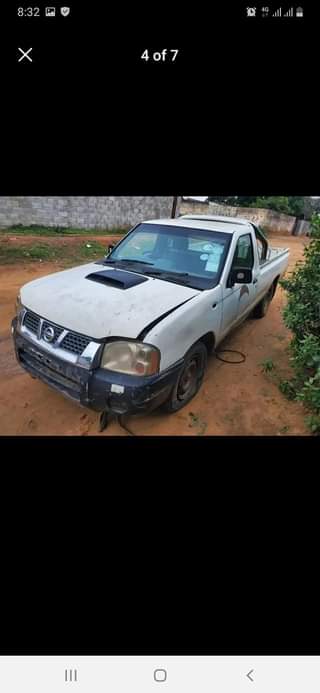 used nissan hardbody