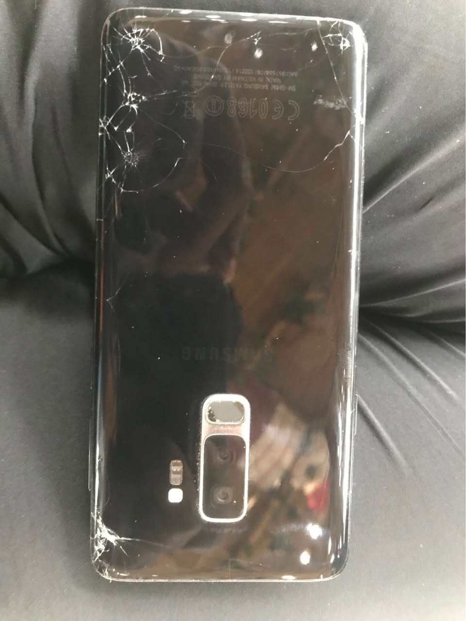 A picture of Samsung s9 