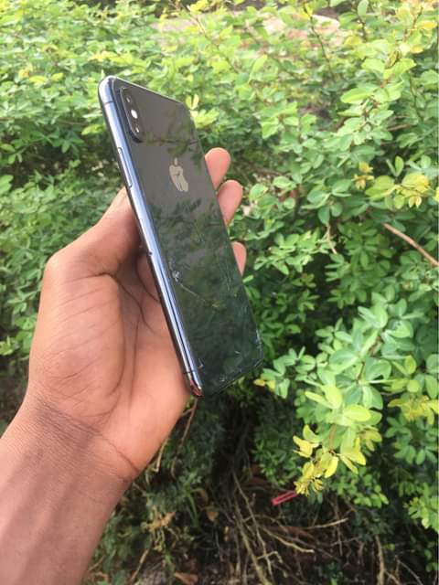 A picture of iPhone X