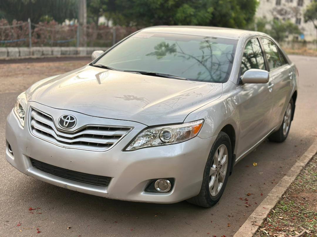 A picture of First body Toyota Camry 2011 Untampered engine and gear Buy