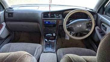 A picture of Toyota Cresta 2002 CLD Year 2002 Cc 1998 Kms 98