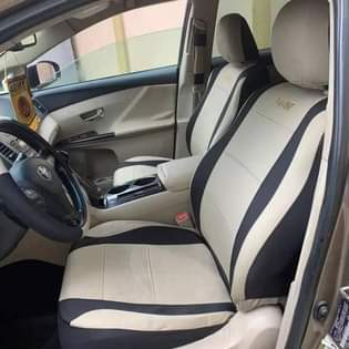 A picture of Neatly used 2010 Toyota venza Buy and drive Location ikeja