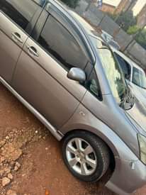 A picture of Toyota Isis for sale at a give away price