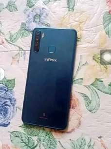 A picture of Infinix s5 lite nahitaji exchange naongeza 40000 je utajipa simu