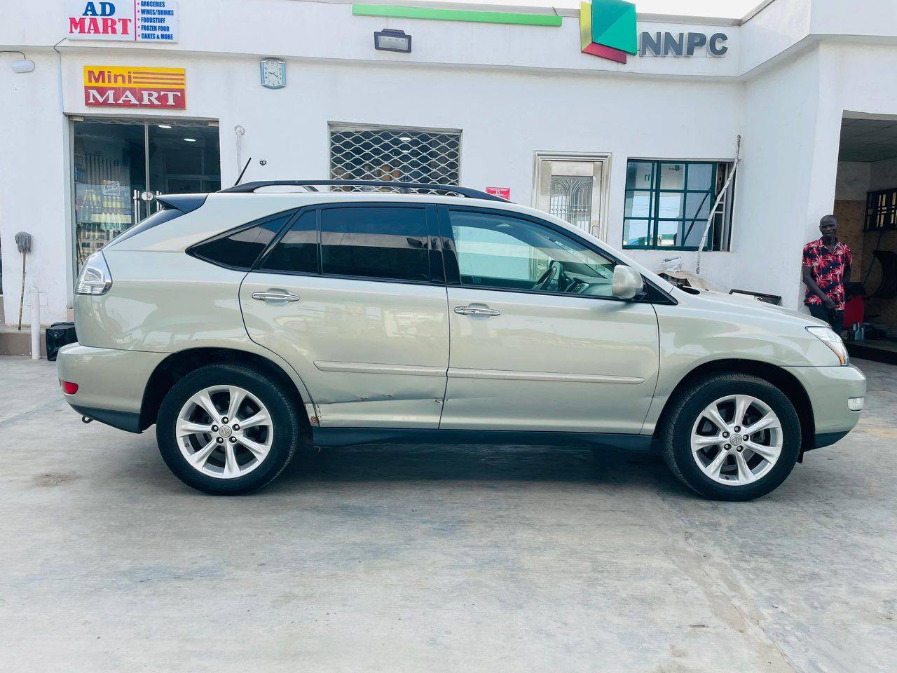 A picture of Direct TOKUNBO LEXUS RX350 2009