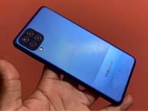 A picture of Samsung a12 64gb