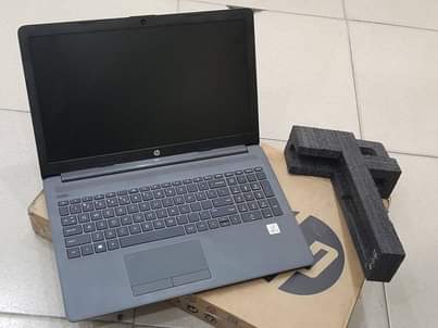 A picture of Hp 250 slim Intel corei3 10th gn Display 15.6 full
