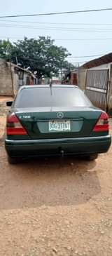 A picture of Mercedes 180