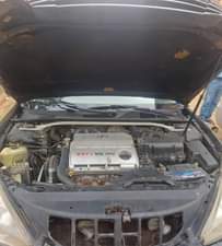 A picture of Lexus ES300 for sale Sound engine and gear AC CHILLING