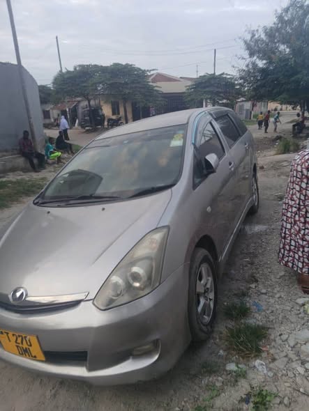 A picture of Toyota Wish New Model DML