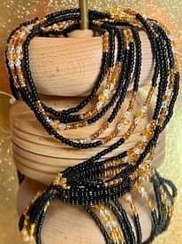 A picture of Waist beads