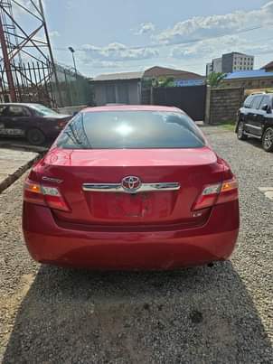 A picture of Camry 07