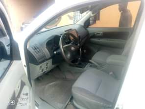A picture of Toyota Hilux 2015 model With everything working perfectly engine GEAR