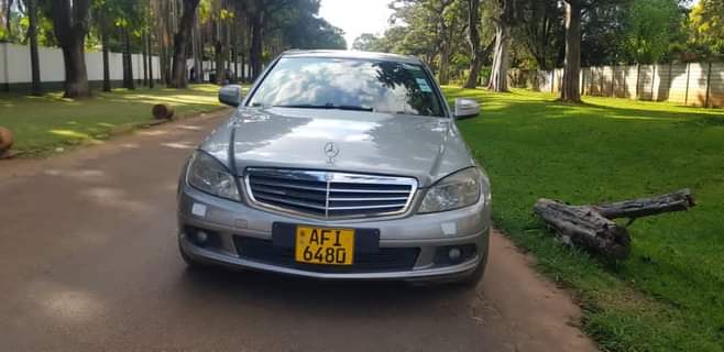 classifieds/cars mercedes
