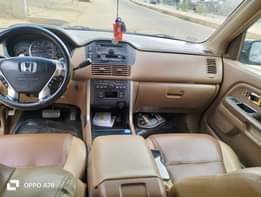 A picture of Very clean 05 Honda pilot Dry untempered engine and gear