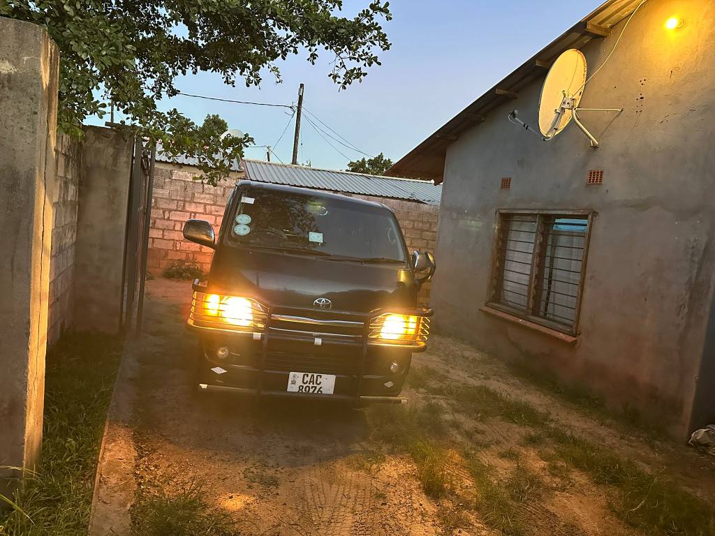 used toyota hiace