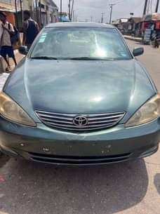 A picture of 2005 Camry Toyota Green