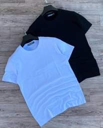 A picture of Plain tshrt