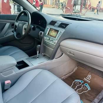 A picture of Toyota Camry Hybrid XLE 2008 foreign used The best Car