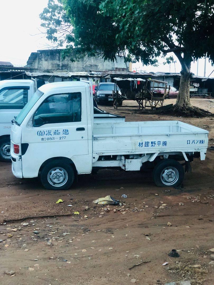 A picture of 2004 Hijet boxes