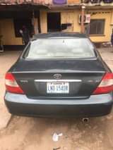 A picture of 2004 Toyota Camry