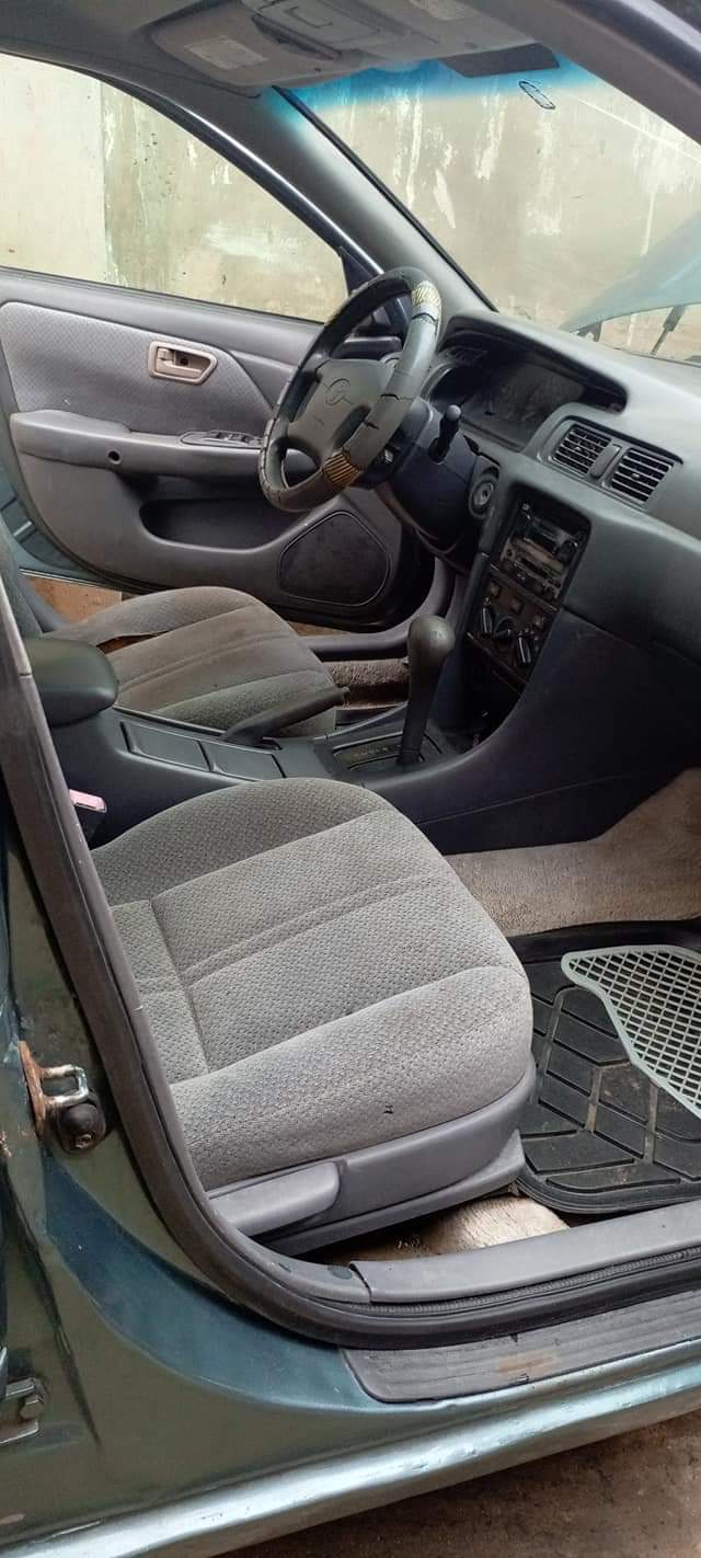 A picture of URGENT AWOOF TOKS TOYOTA CAMRY 2001 MODEL TOKUNBO STANDARD