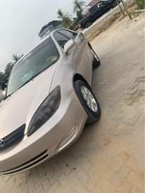 A picture of Toyota Camry 2004