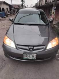 A picture of 2005 HONDA CIVIC SALOON