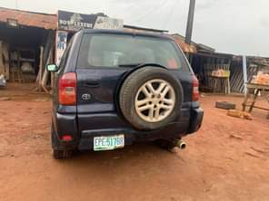 A picture of CONTACTS CALLS AND WHATSAPP 08021218885 TOYOTA RAV4 FOR SALE ENGINE