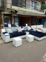 A picture of Sofa mpya