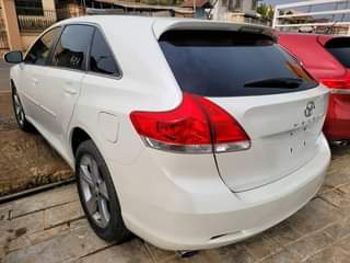 A picture of Foreign used Toyota Venza 2011 Basic edition