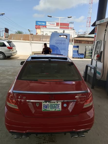 A picture of Mercedes benz C350 AMG