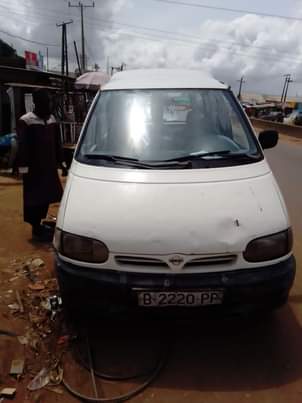 A picture of Nissan vannet bus