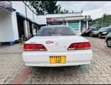 A picture of Toyota crester