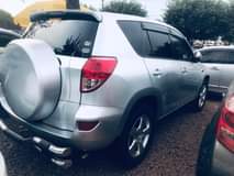 A picture of TOYOTA RAV4 2007