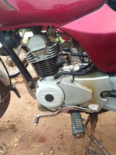 A picture of Use Bajaj boxer