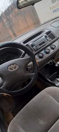 A picture of Camry 2 4 09135957119