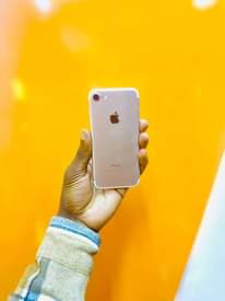 A picture of IPhone 8