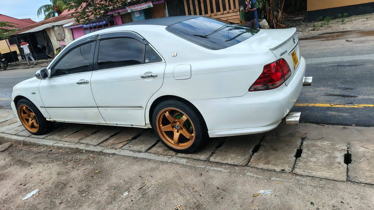 A picture of CROWN ATHRETE FULL DOCUMENT FULL AC ENG NDOGO BEI 8