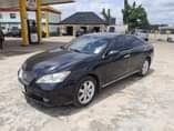 A picture of Clean Lexus ES350 2008 model complete firstbody black on black