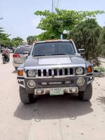 A picture of Hummer 3 in pristine condition