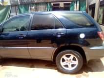 A picture of Toyota harrier for sale call me on 256751331103 or what