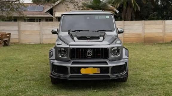 v8 cars