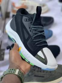 A picture of Good Quality Sneakers at 180K
